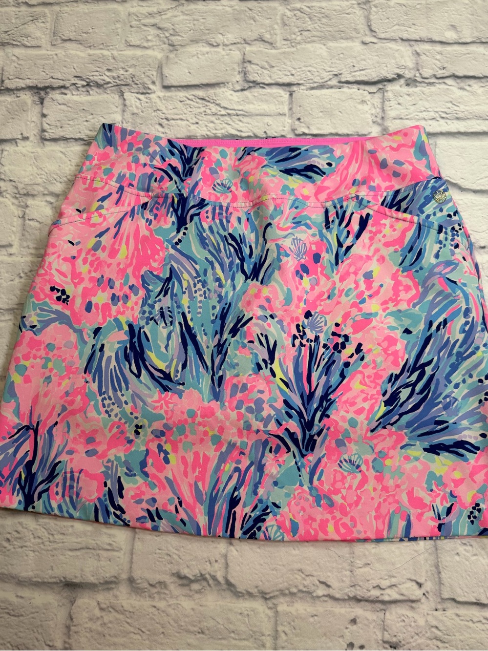 Lilly Pulitzer Luxletic Pink Blue Floral Mini Skort. Golf. Country Club.
